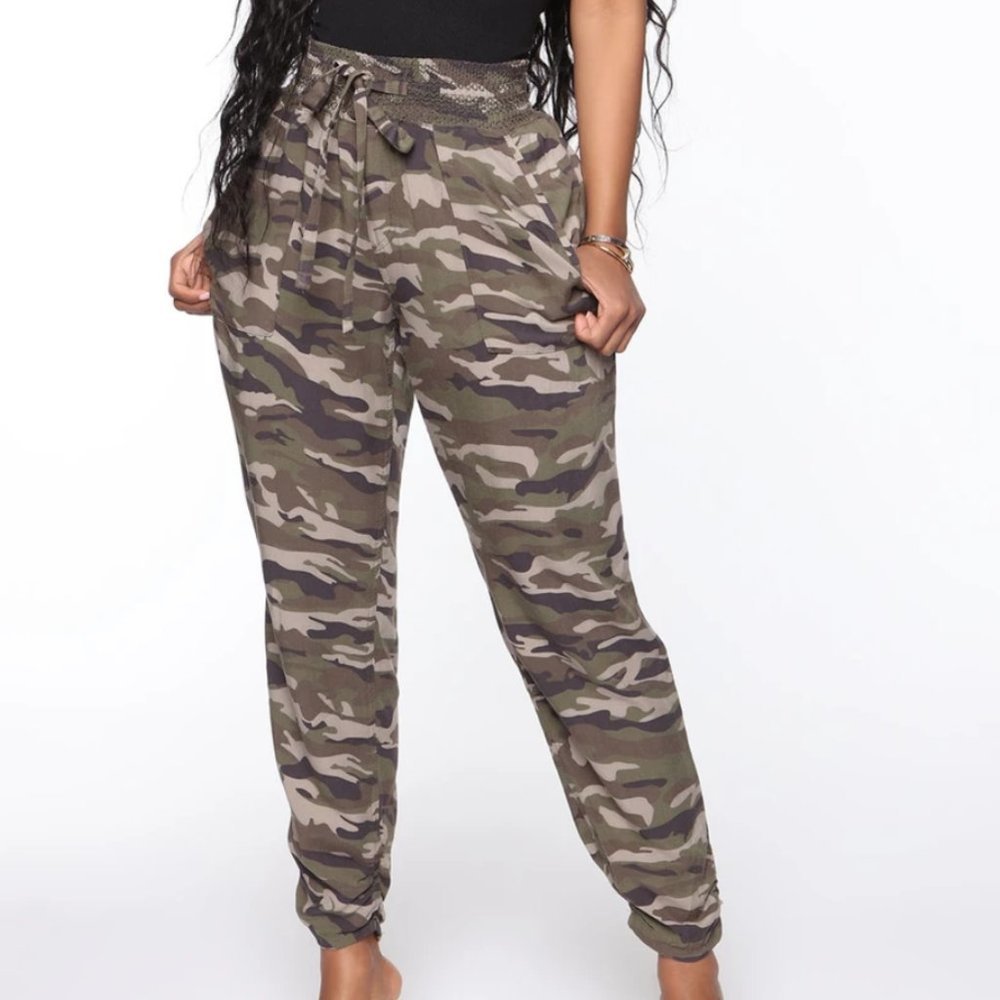 Camo Pant NEVER WORN